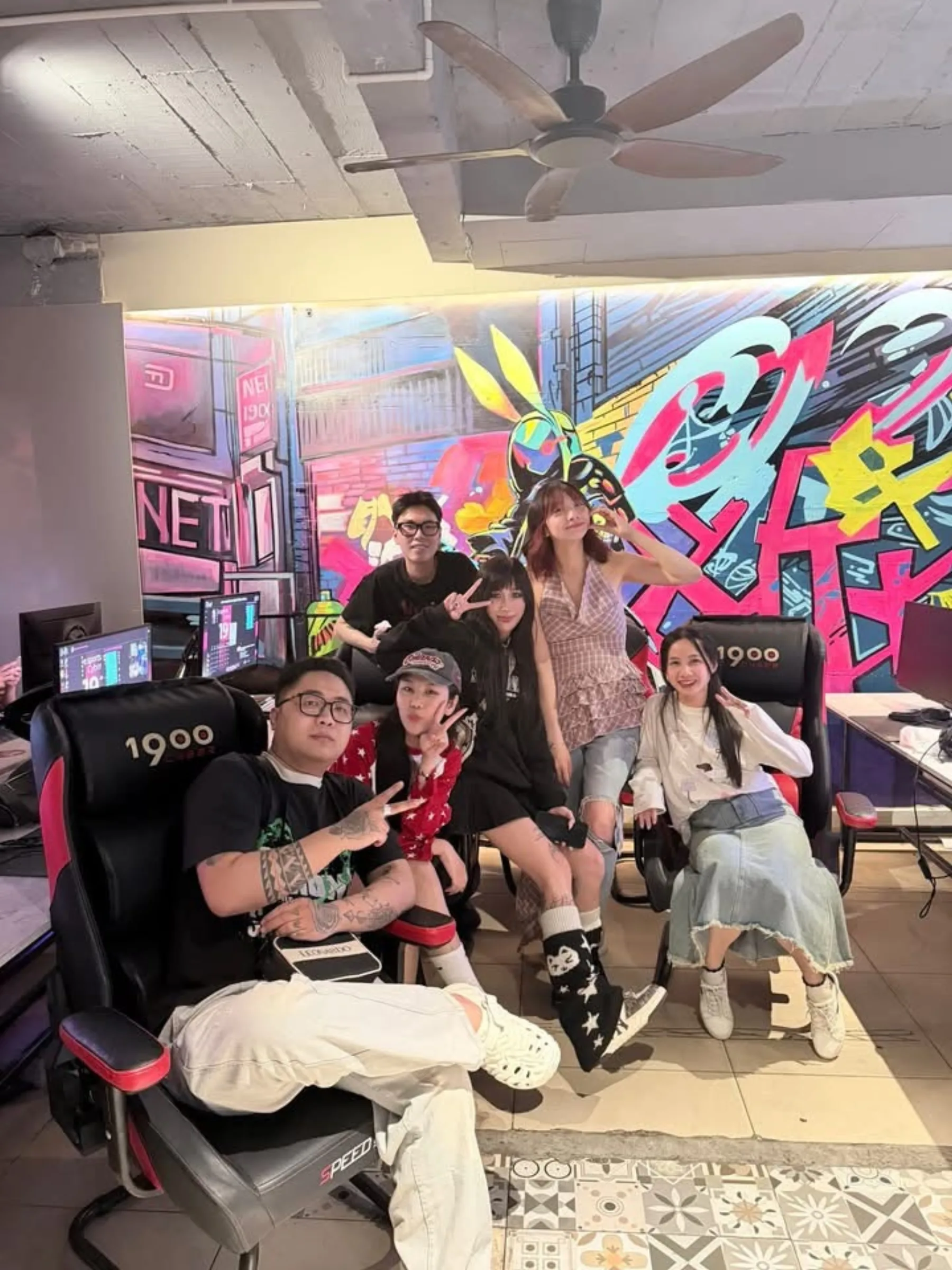 Ảnh gặp mặt Fanxy Child 10